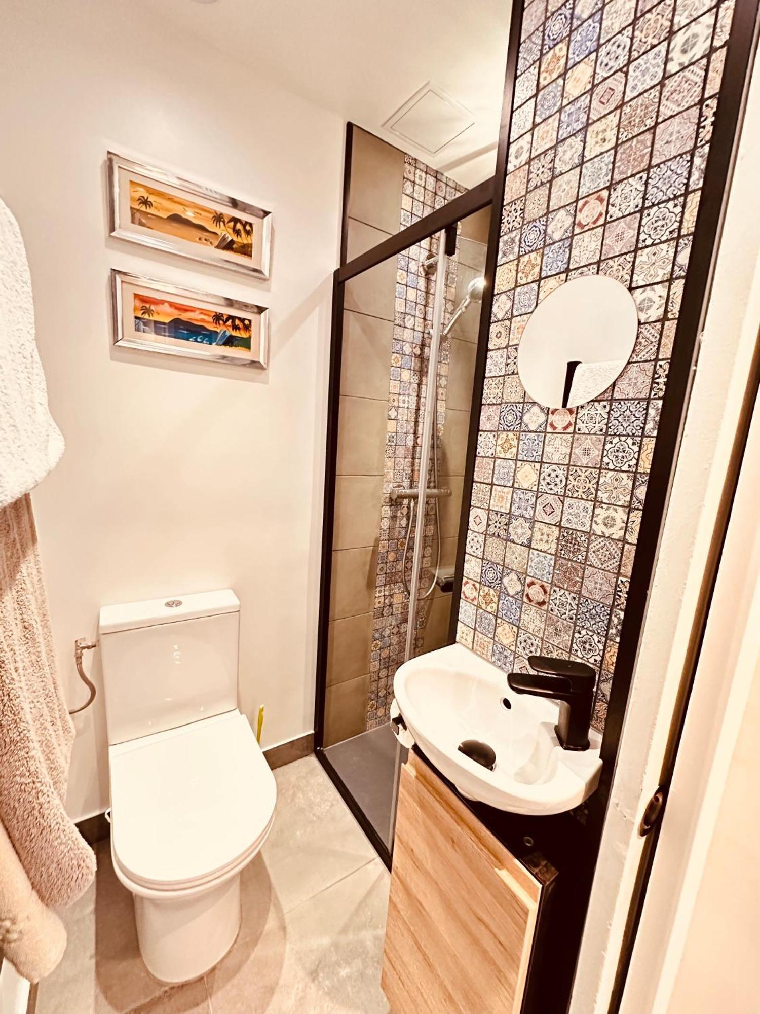 Charming 4-Room Flat Near Eiffel Tower-8People-2 Bedrooms Paris Exterior photo
